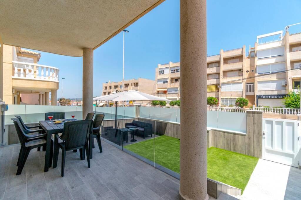 Villa-Capricho Playa - Zeus Torrevieja Exteriör bild