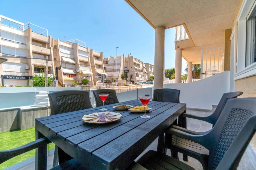 Villa-Capricho Playa - Zeus Torrevieja Exteriör bild